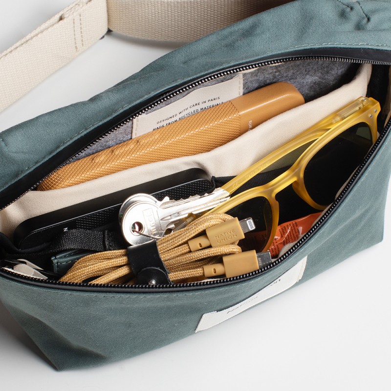 Native Union W.F.A Serisi Crossbody YKK Fermuarlı Çok Amaçlı Su Geçirmez Çapraz Vücut Çantası - 10