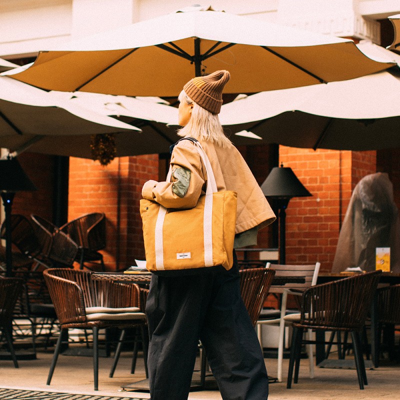Native Union W.F.A Tote Bag Pro Waterproof Cordura Fabric YKK Zippered 16L Carrying Bag - 6