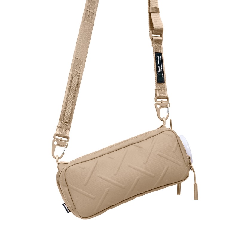 Skinarma Sacoche Juno Cross-Hatch Patterned Nylon Scout Neck Strap Crossbody Bag - 5