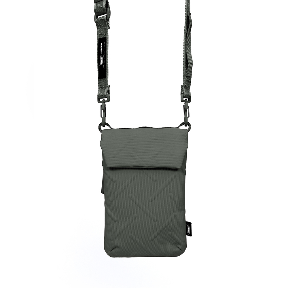 Skinarma Sling Pouch Juno Cross-Hatch Desenli Naylon Scout Boyun Askı Kayışlı Çapraz Vücut Çantası - Yeşil