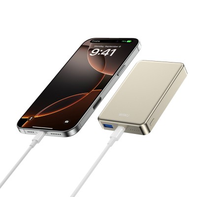 Wiwu P15-1 LED Işık Göstergeli Ultra İnce PD 20W Kablosuz Powerbank 10000mAh 15W - 16
