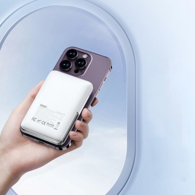 Wiwu Wi-P011 Gentleman Serisi LED Işık Göstergeli Standlı Kablosuz Powerbank 10.000mAh 15W - 14