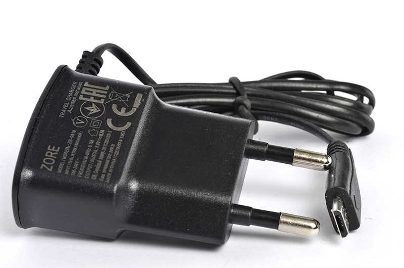 Zore G810 Uyumlu Siyah Seyahat Şarjı - Siyah
